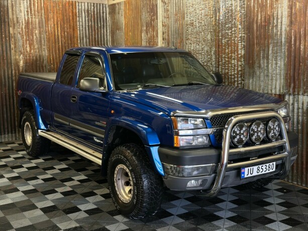 chevrolet-silverado-diesel-2003-big-1