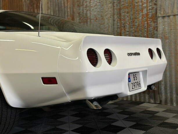 chevrolet-corvette-bensin-1980-big-20