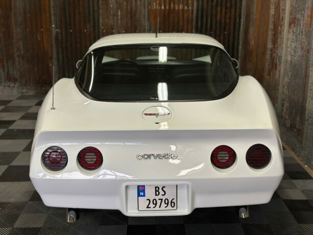 chevrolet-corvette-bensin-1980-big-22