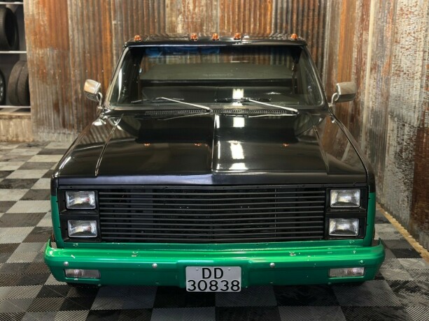 chevrolet-c-10-bensin-1981-big-9