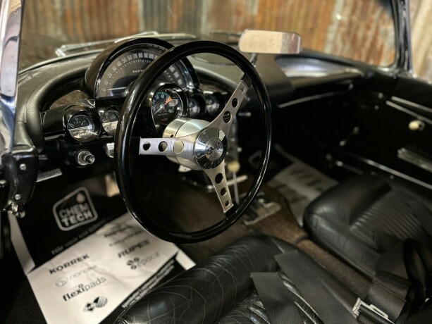 chevrolet-corvette-bensin-1962-big-25