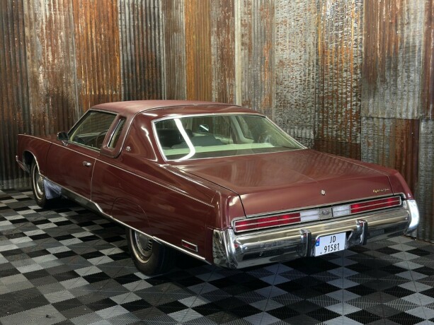 chrysler-new-yorker-bensin-1975-big-10