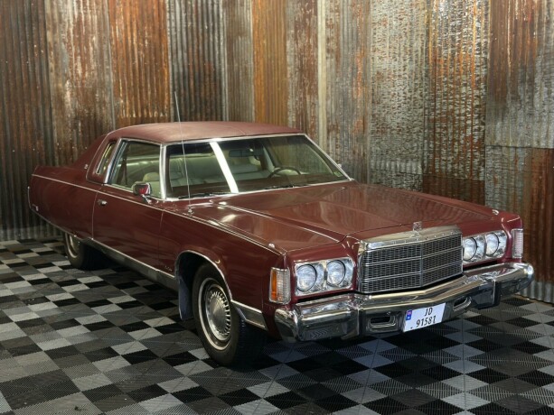 chrysler-new-yorker-bensin-1975-big-1