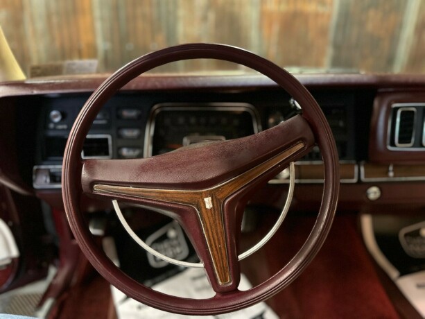 chrysler-new-yorker-bensin-1975-big-22