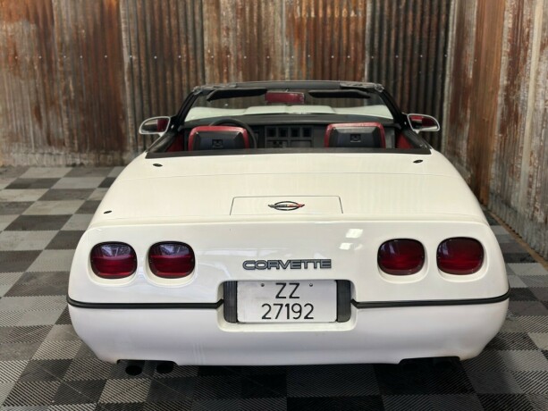 chevrolet-corvette-bensin-1988-big-23