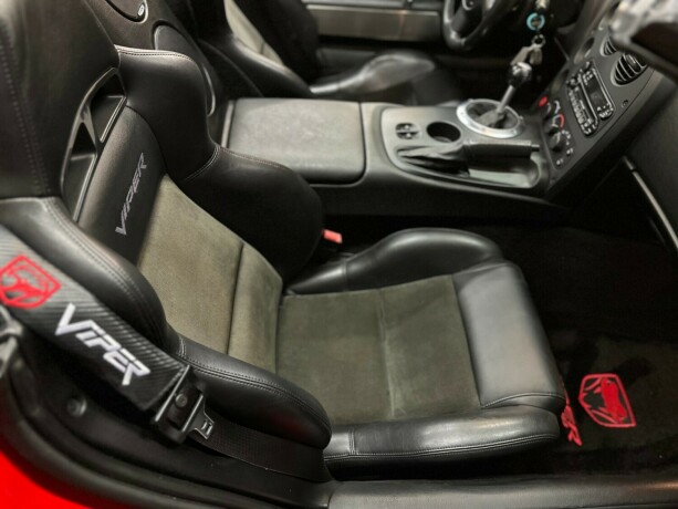 dodge-viper-bensin-2004-big-36