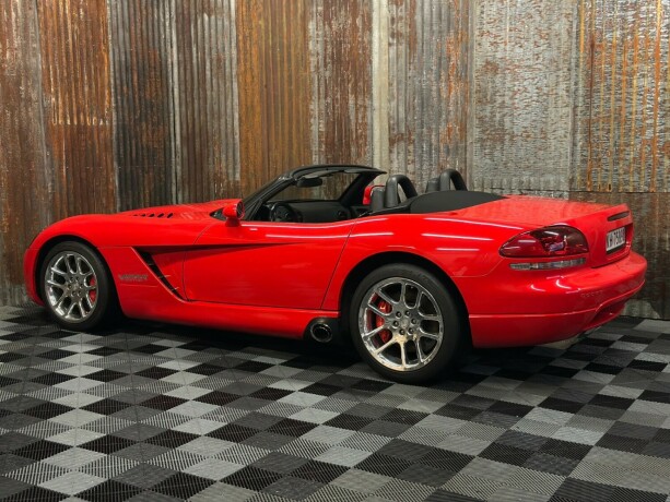 dodge-viper-bensin-2004-big-19