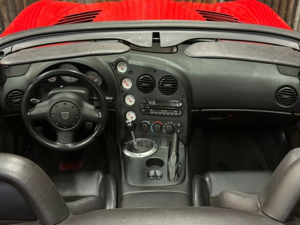 dodge-viper-bensin-2004-big-26