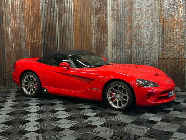 dodge-viper-bensin-2004-big-2