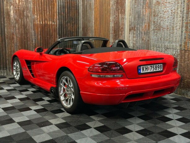 dodge-viper-bensin-2004-big-17