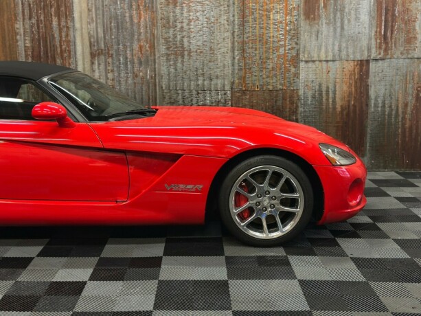 dodge-viper-bensin-2004-big-3