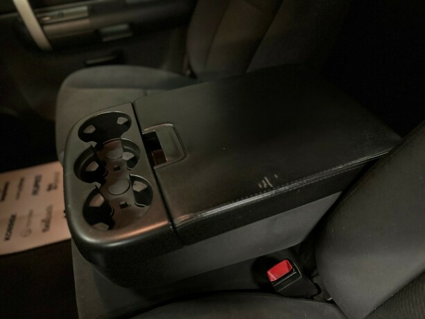 gmc-sierra-bensin-2007-big-21