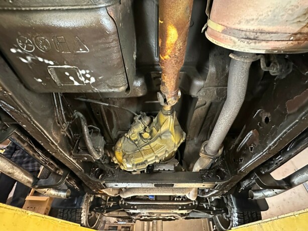 gmc-sierra-bensin-2007-big-46