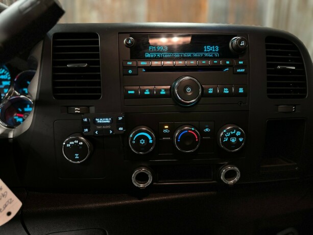 gmc-sierra-bensin-2007-big-31