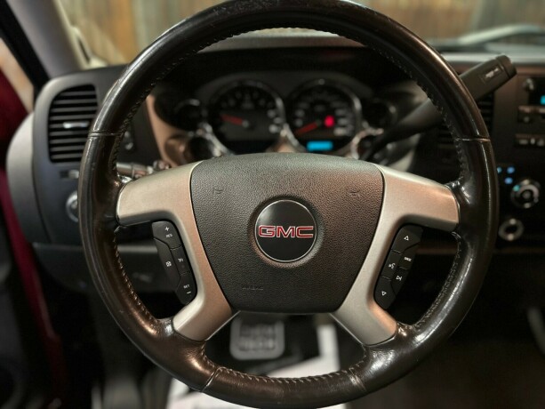 gmc-sierra-bensin-2007-big-26