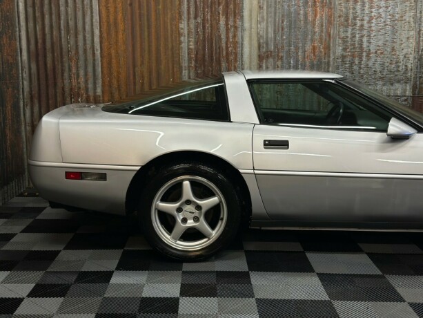 chevrolet-corvette-bensin-1996-big-4