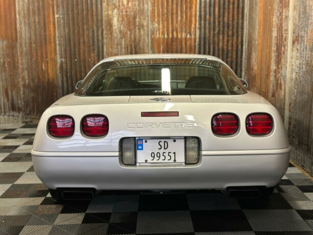 chevrolet-corvette-bensin-1996-big-16