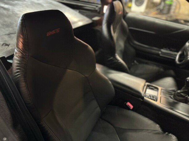 chevrolet-corvette-bensin-1996-big-28
