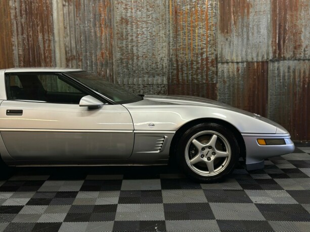 chevrolet-corvette-bensin-1996-big-3