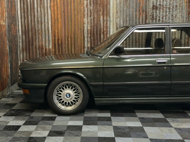 bmw-5-serie-bensin-1985-big-15