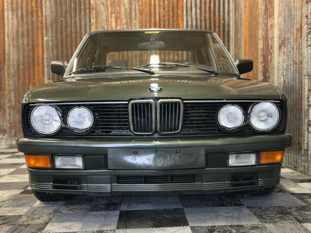 bmw-5-serie-bensin-1985-big-9
