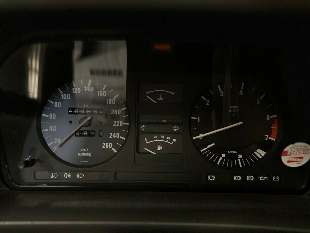 bmw-5-serie-bensin-1985-big-34
