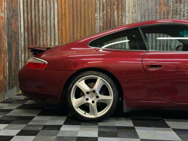 porsche-911-bensin-1998-big-4