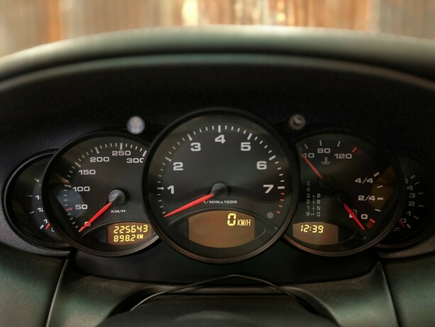 porsche-911-bensin-1998-big-30