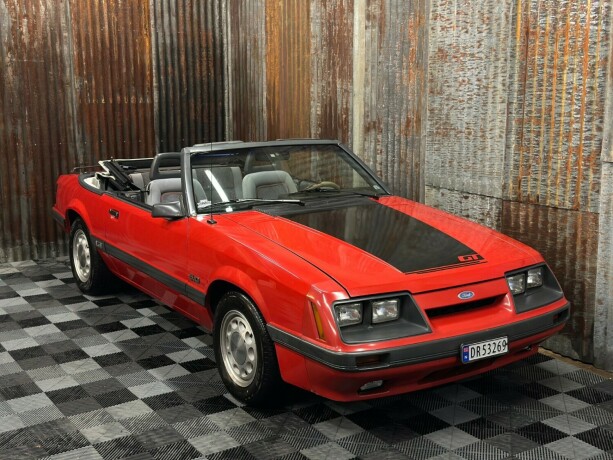 ford-mustang-bensin-1986-big-1