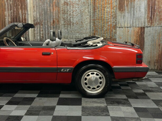 ford-mustang-bensin-1986-big-13
