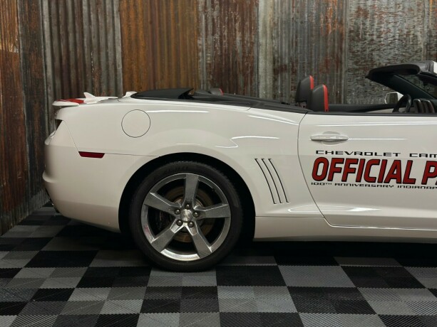 chevrolet-camaro-bensin-2011-big-5