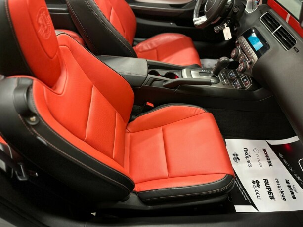chevrolet-camaro-bensin-2011-big-38