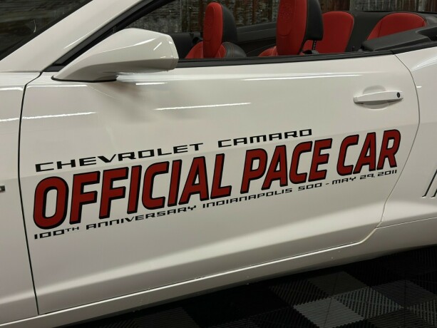 chevrolet-camaro-bensin-2011-big-15