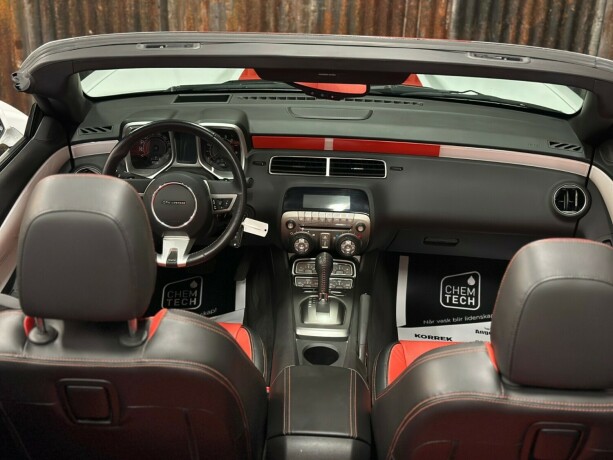 chevrolet-camaro-bensin-2011-big-20