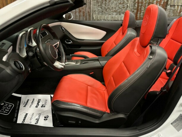 chevrolet-camaro-bensin-2011-big-23