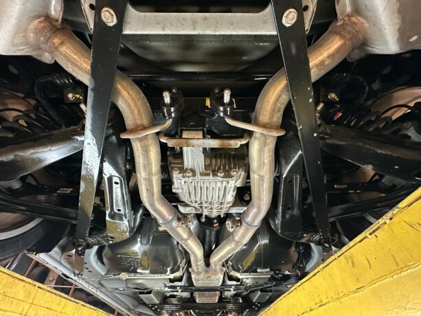 chevrolet-camaro-bensin-2011-big-64