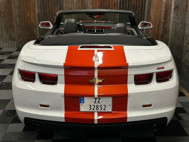 chevrolet-camaro-bensin-2011-big-19