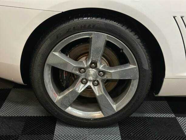 chevrolet-camaro-bensin-2011-big-6