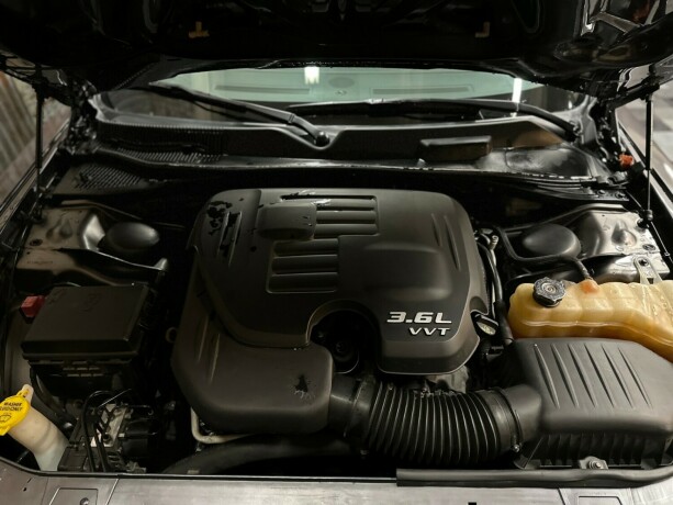dodge-challenger-bensin-2013-big-44