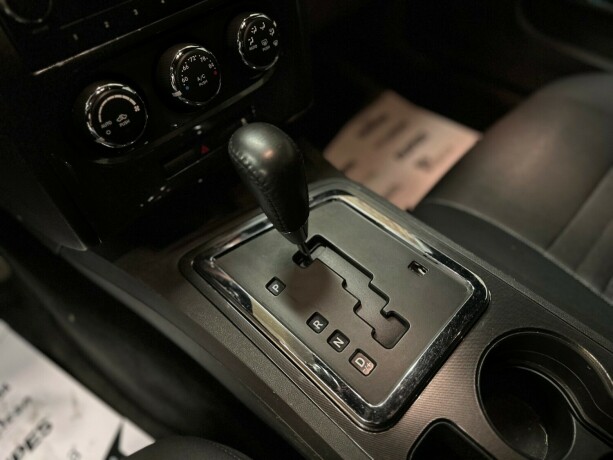 dodge-challenger-bensin-2013-big-31