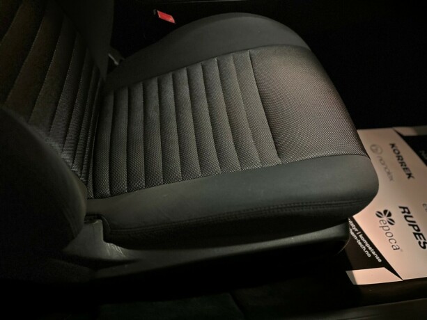 dodge-challenger-bensin-2013-big-34