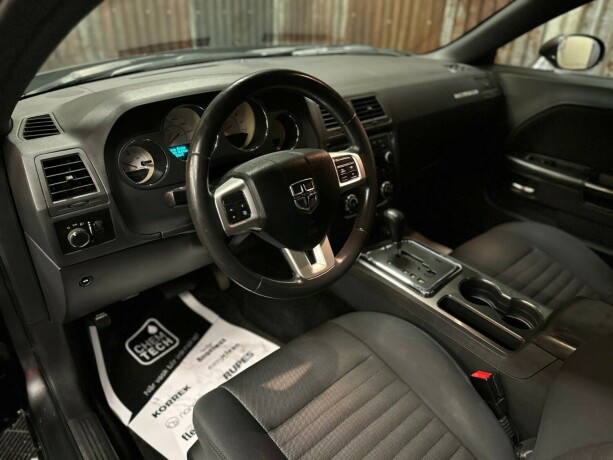 dodge-challenger-bensin-2013-big-20
