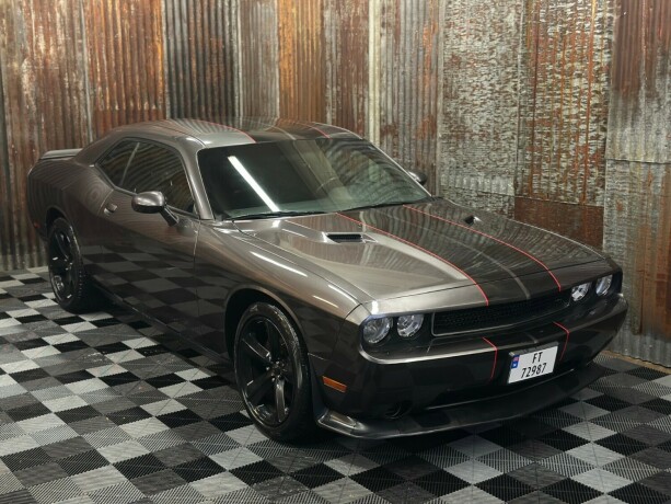 dodge-challenger-bensin-2013-big-1