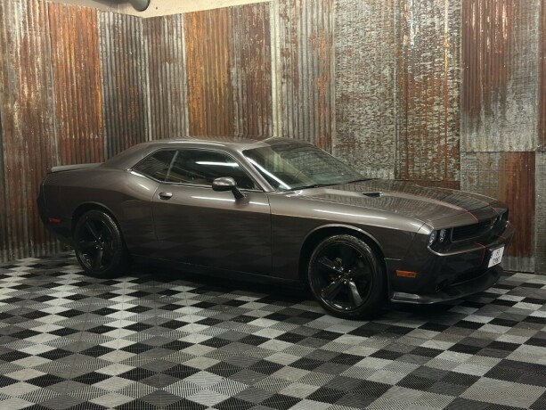 dodge-challenger-bensin-2013-big-2