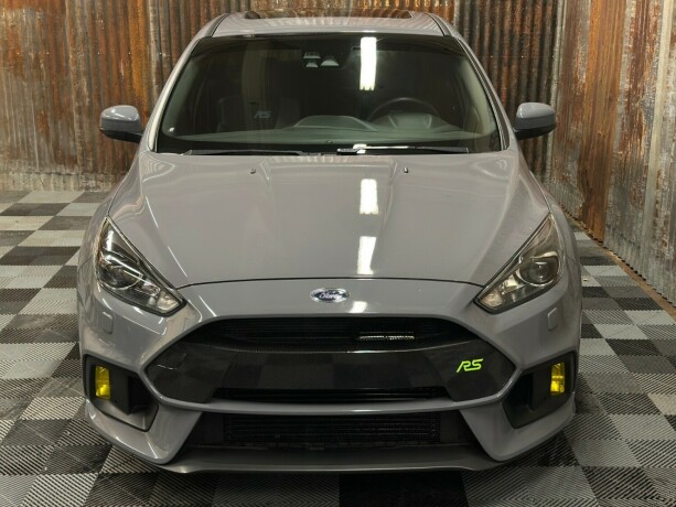 ford-focus-bensin-2017-big-10