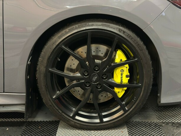 ford-focus-bensin-2017-big-7