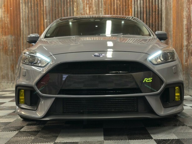 ford-focus-bensin-2017-big-9