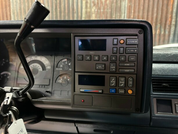 chevrolet-silverado-bensin-1991-big-32