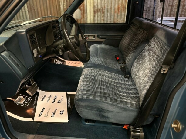 chevrolet-silverado-bensin-1991-big-23