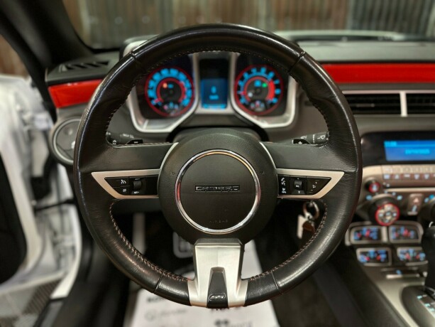 chevrolet-camaro-bensin-2011-big-26